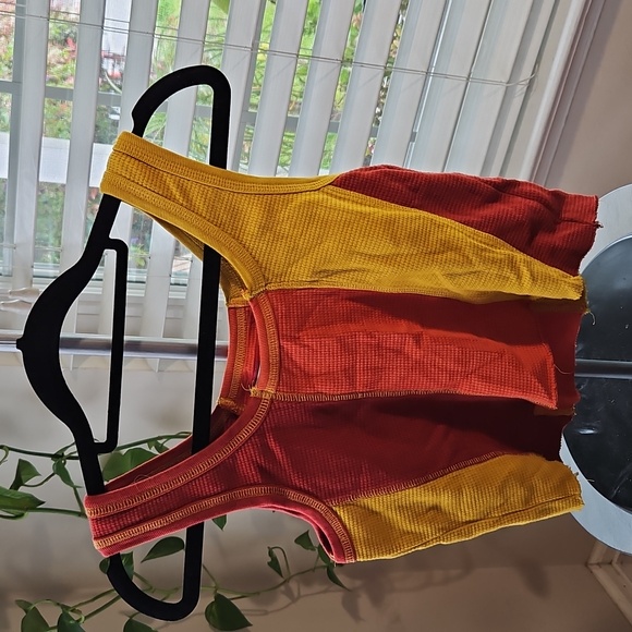 CHNGE Color Block Ribbed Tank - Picture 1 of 6